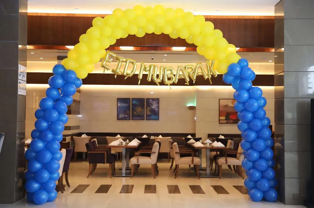 Restaurant, Golden Tulip Media Hotel, Dubai