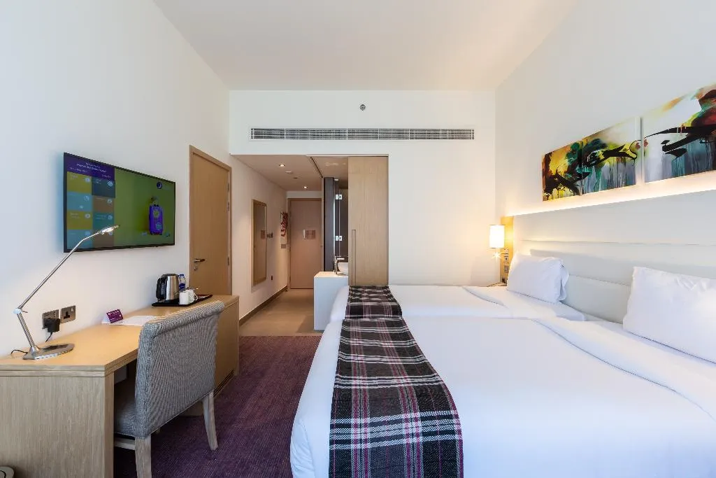 TWIN STANDARD Room, Premier Inn Dragon Mart Hotel, Dubai