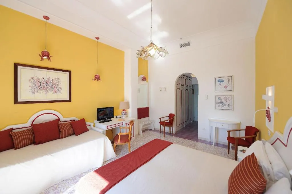 Double or Twin SUPERIOR OCEAN VIEW Room, La Bussola, Naples