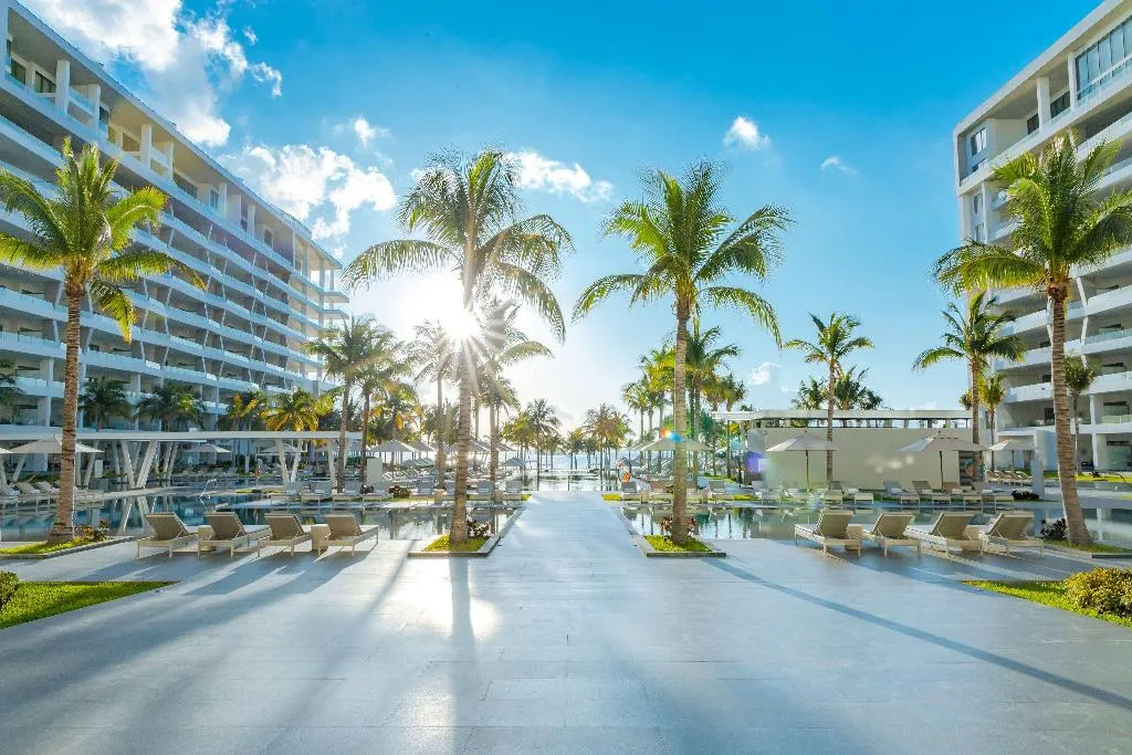 Pool, Garza Blanca Resort & Spa Cancun, Cancun Area