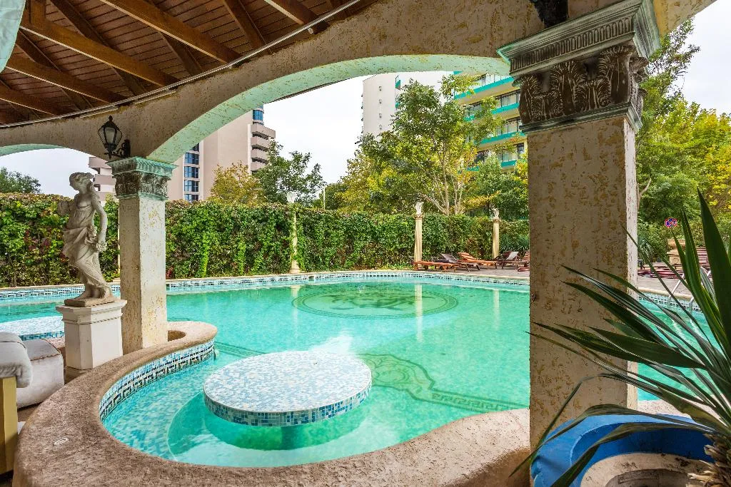 Pool, Gold Pearl Hotel, Bourgas