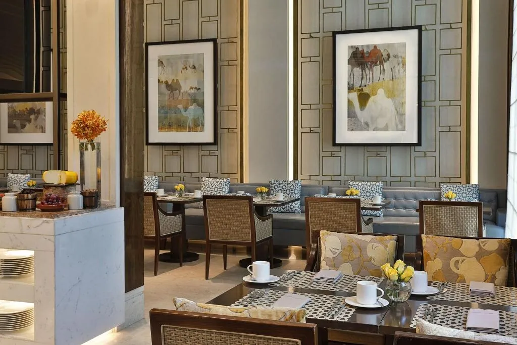 Restaurant, The Ritz-Carlton, Dubai, Dubai