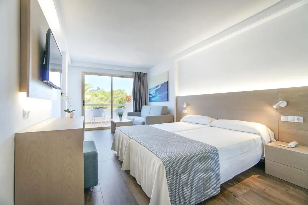 Double or Twin SUPERIOR Room, Hotel Millor Sol, Majorca