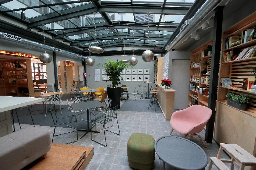 Restaurant, Complutum Hostel, Madrid