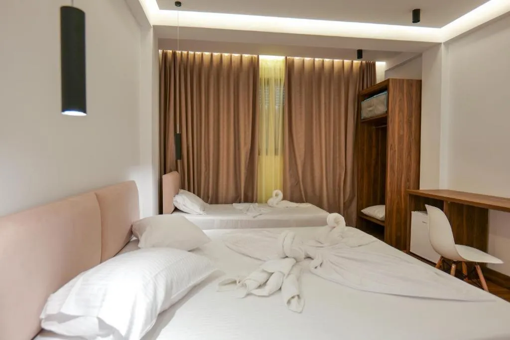 TRIPLE ONE BED Room, Havana, Southern Albania