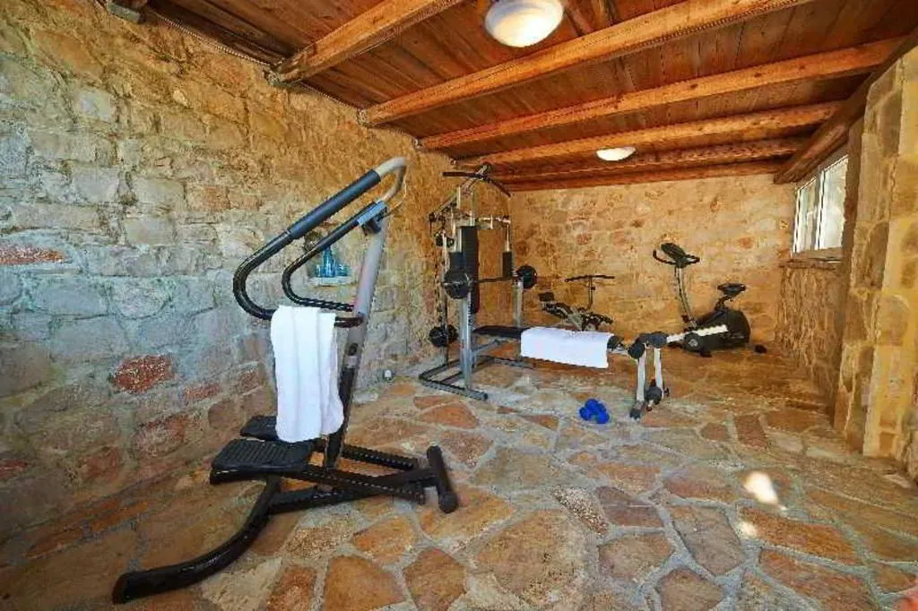Sports and Entertainment, Villas Cavo Marathias, Zante