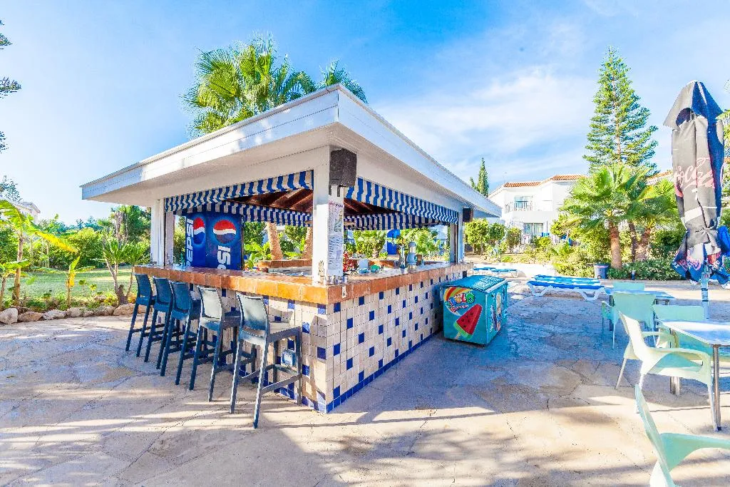 Bar, Andreotis Hotel Apts, Cyprus