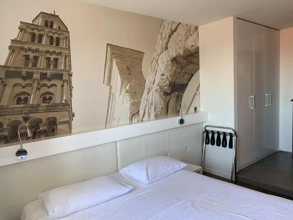 Room, La Porta Luxury Rooms, Split