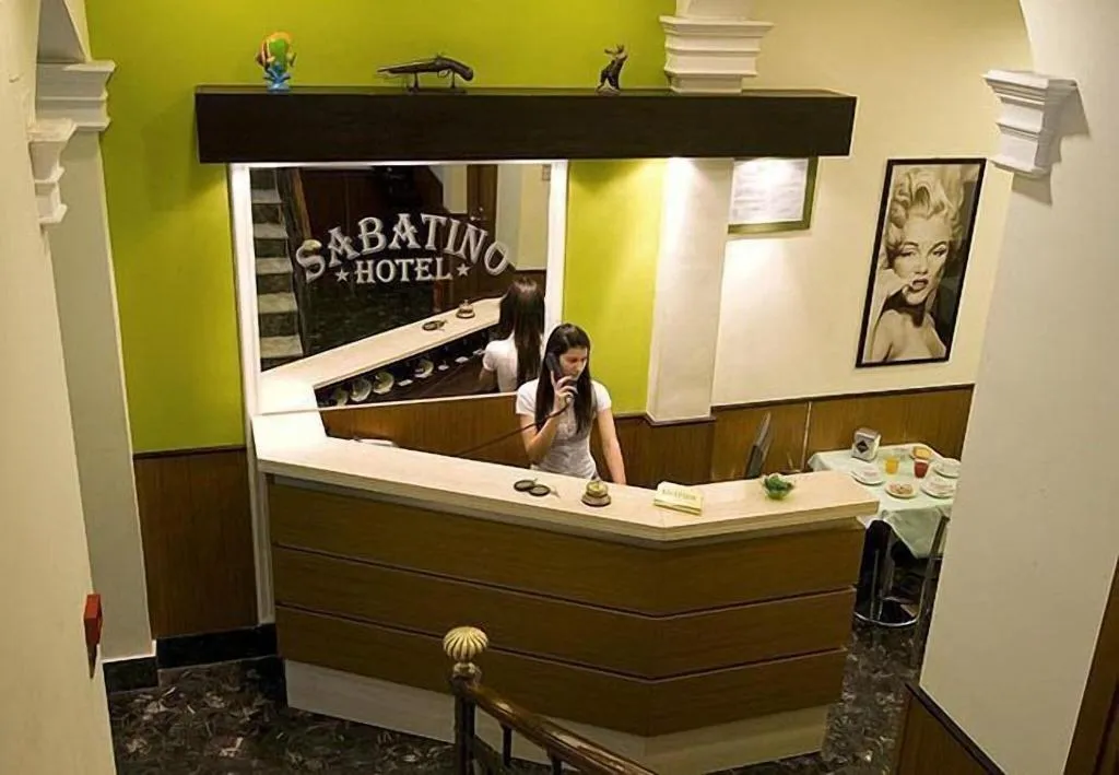 Lobby, Hotel Sabatino, Milan