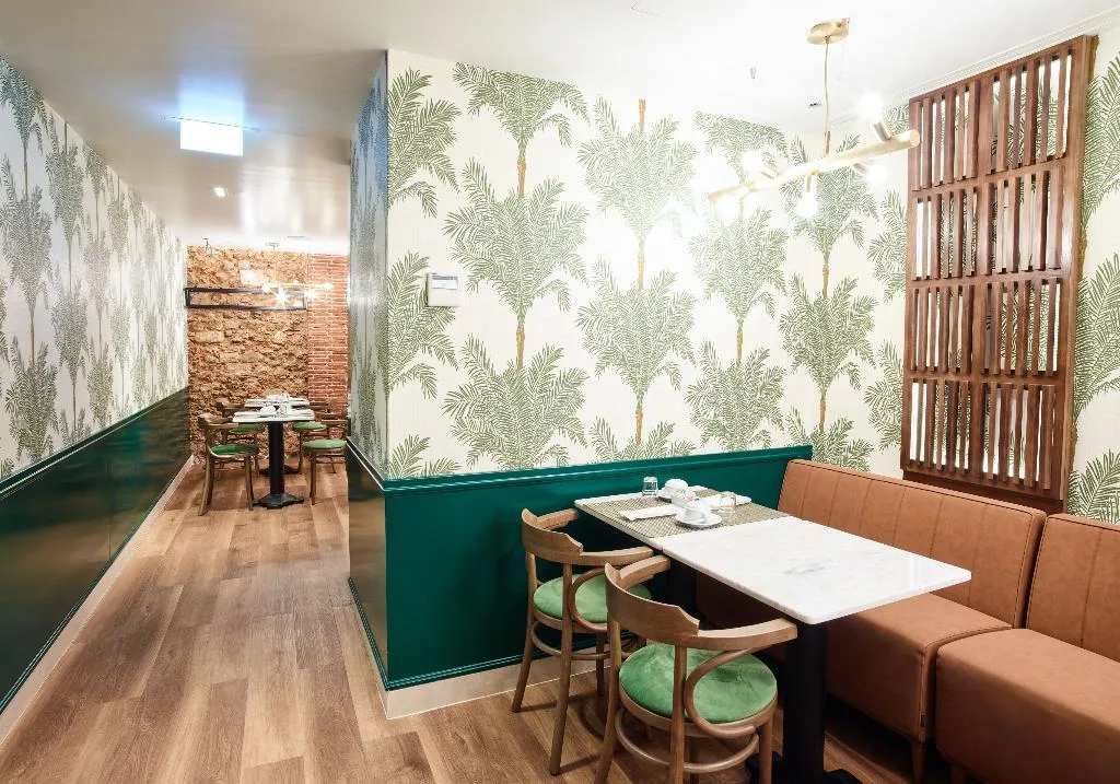 Restaurant, Hotel Florescente, Lisbon