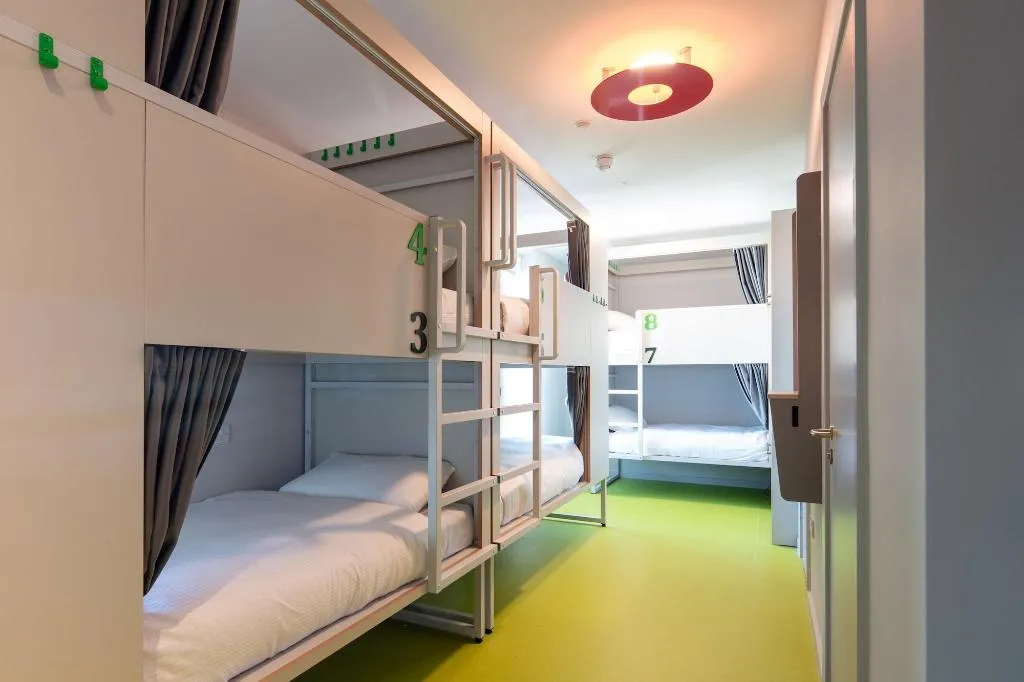 Room, Clink i Lár, Dublin