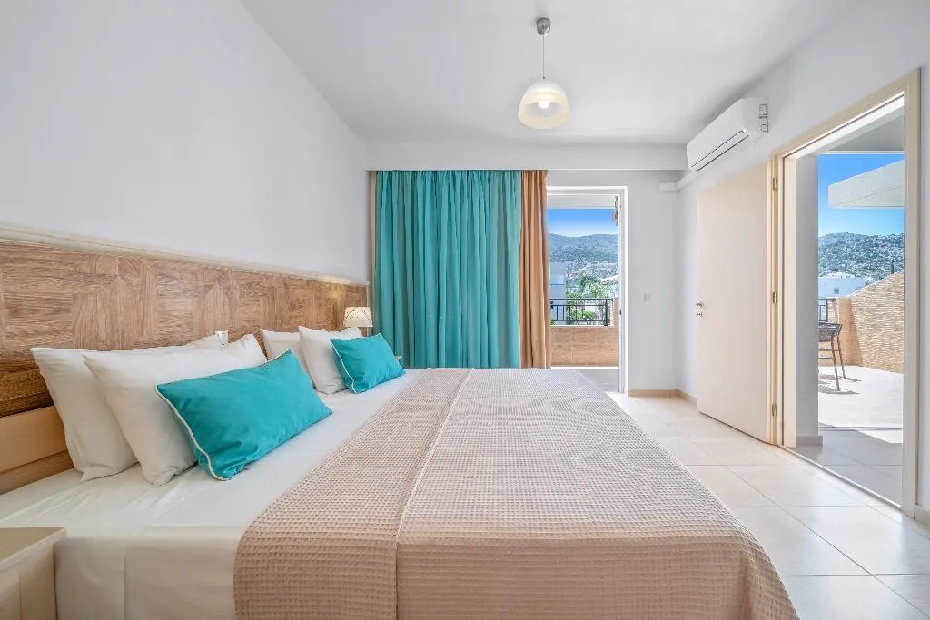 APARTMENT SUPERIOR ONE BEDROOM Room, Maria Rousse, Crete