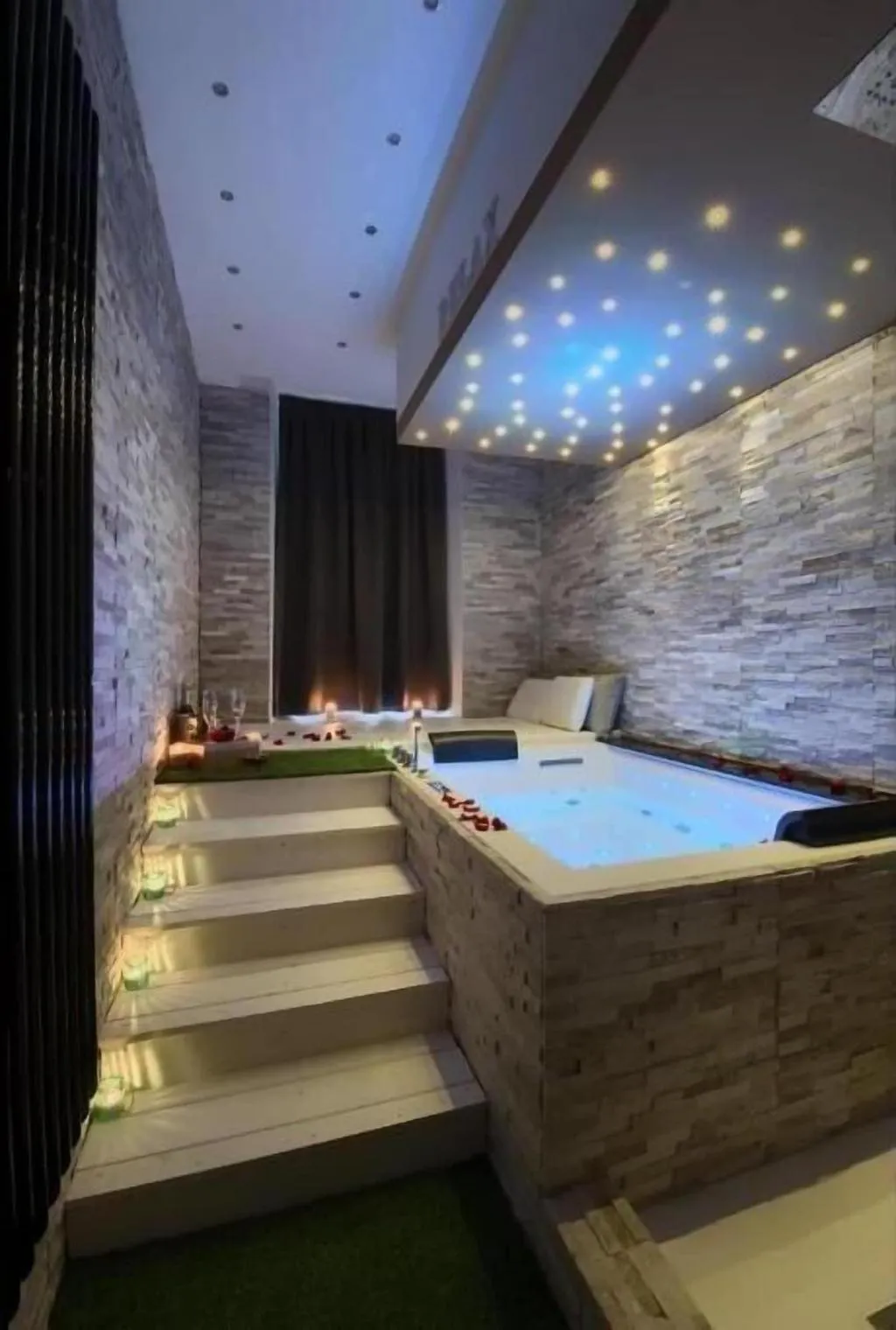Sports and Entertainment, Relais Vatican Secret, Rome
