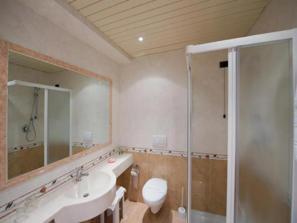 Double or Twin LAKE VIEW Room, Della Torre, Milan