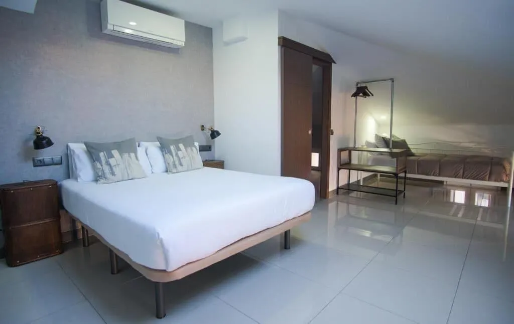 Room, The Lights Suites, Costa Del Sol