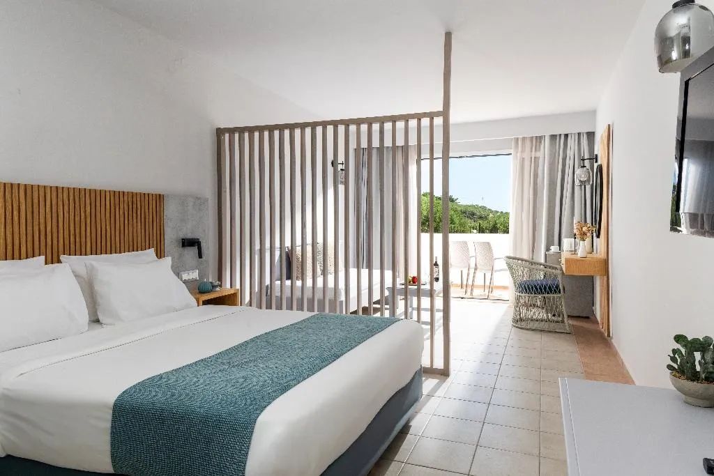 Double or Twin GARDEN VIEW Room, Mare Village, Crete