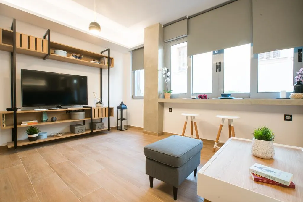 SUITE CAPACITY 3 Room, Kyveli Luxury Suites, Athens