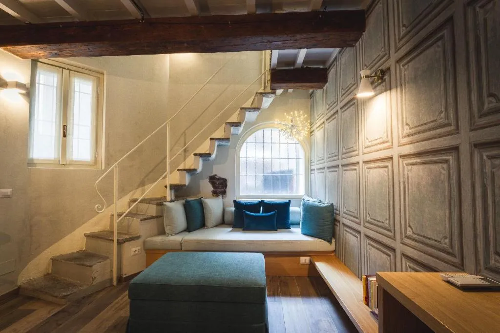 Room, Piccola Torre Maison, Milan