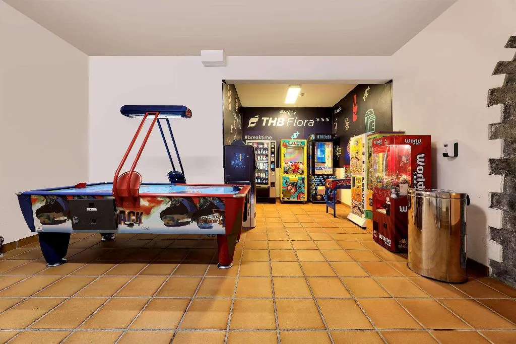Sports and Entertainment, THB Flora, Lanzarote