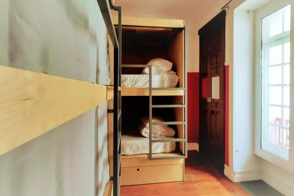 Room, Rivoli Cinema Hostel, Porto