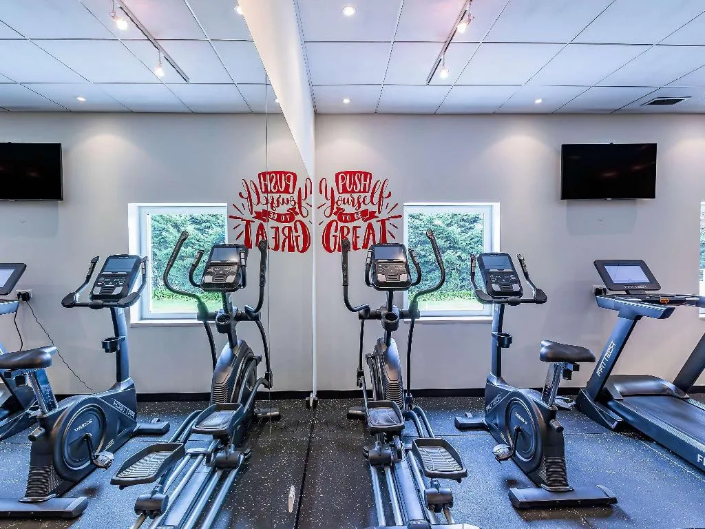 Sports and Entertainment, ibis Lisboa Alfragide, Lisbon