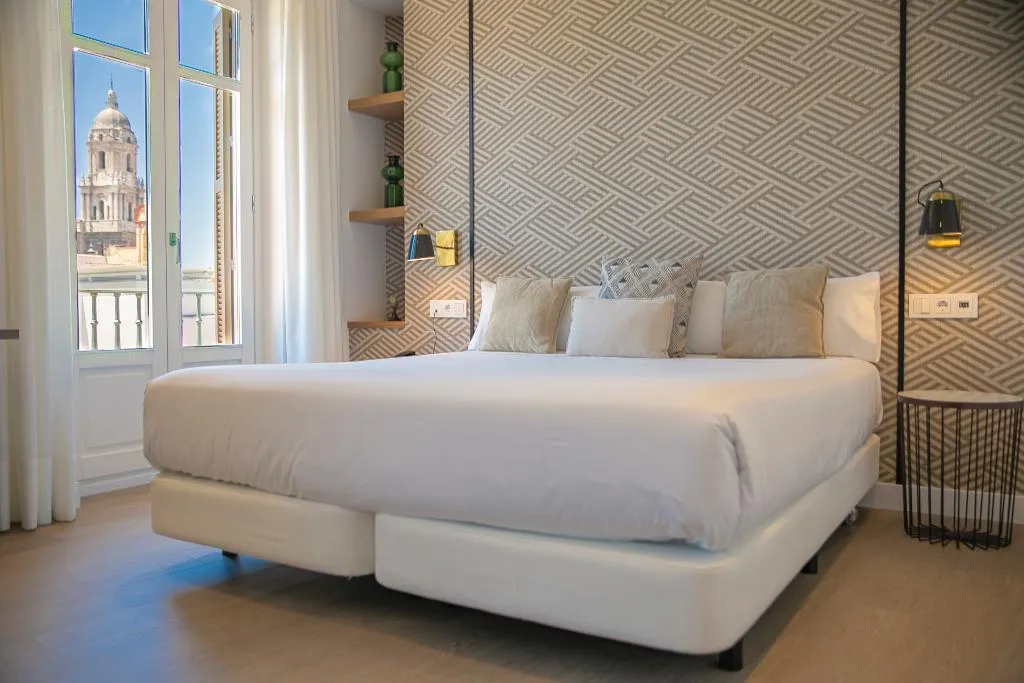 APARTMENT SUPERIOR CAPACITY 3 Room, Teatro Romano 4 & 5, Costa Del Sol