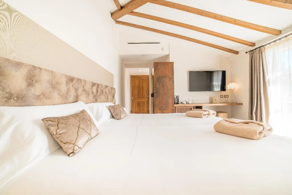 SUITE DELUXE Room, Hotel Creu de Tau Only Adults, Majorca