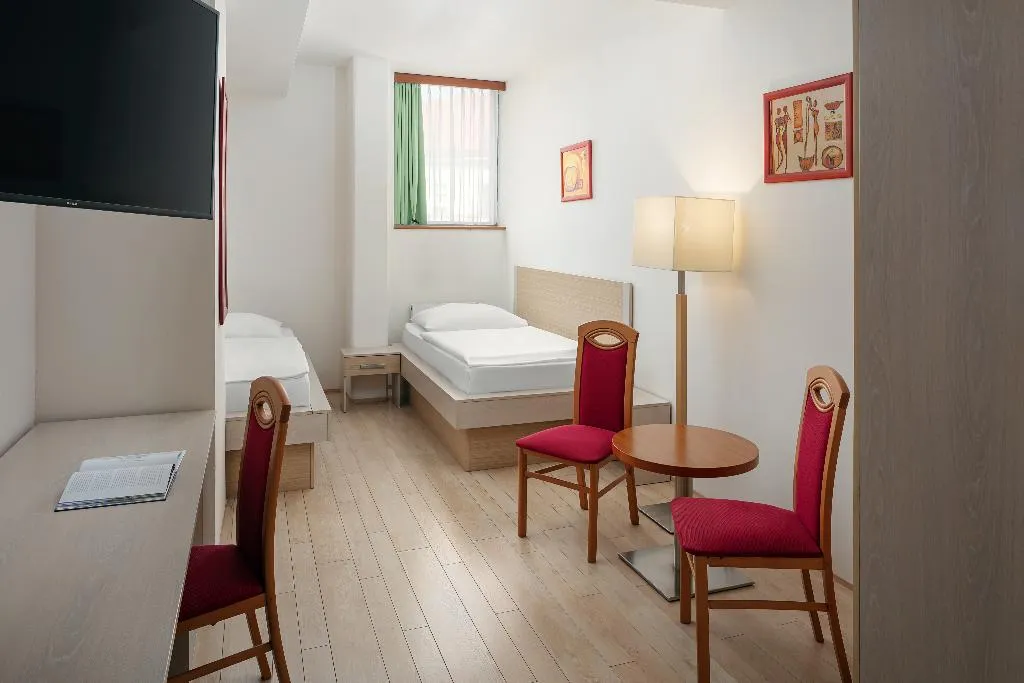 Double or Twin STANDARD Room, Ankora, Prague