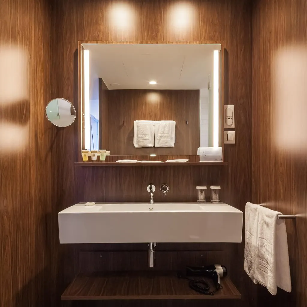 TRIPLE SUPERIOR Room, Vincci Porto, Porto