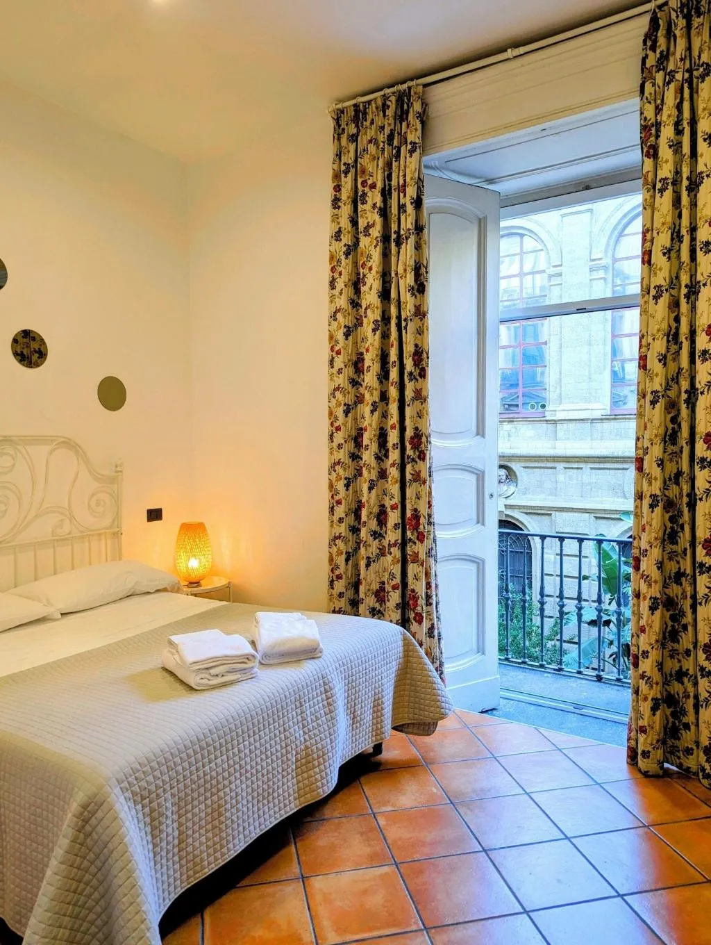 Room, La Locanda Dell Arte, Naples