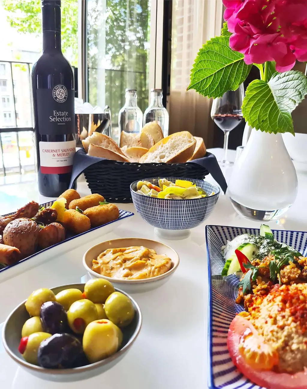 Restaurant, Luxury Suites Amsterdam, Amsterdam