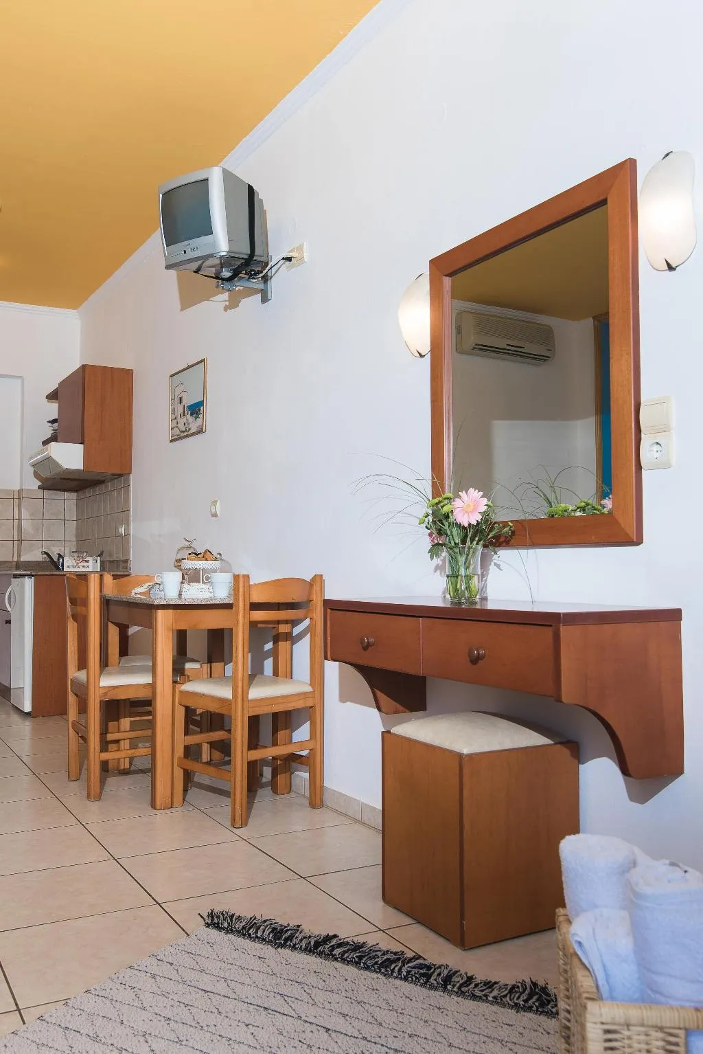 STUDIO CAPACITY 3 Room, Yiannis Manos, Crete