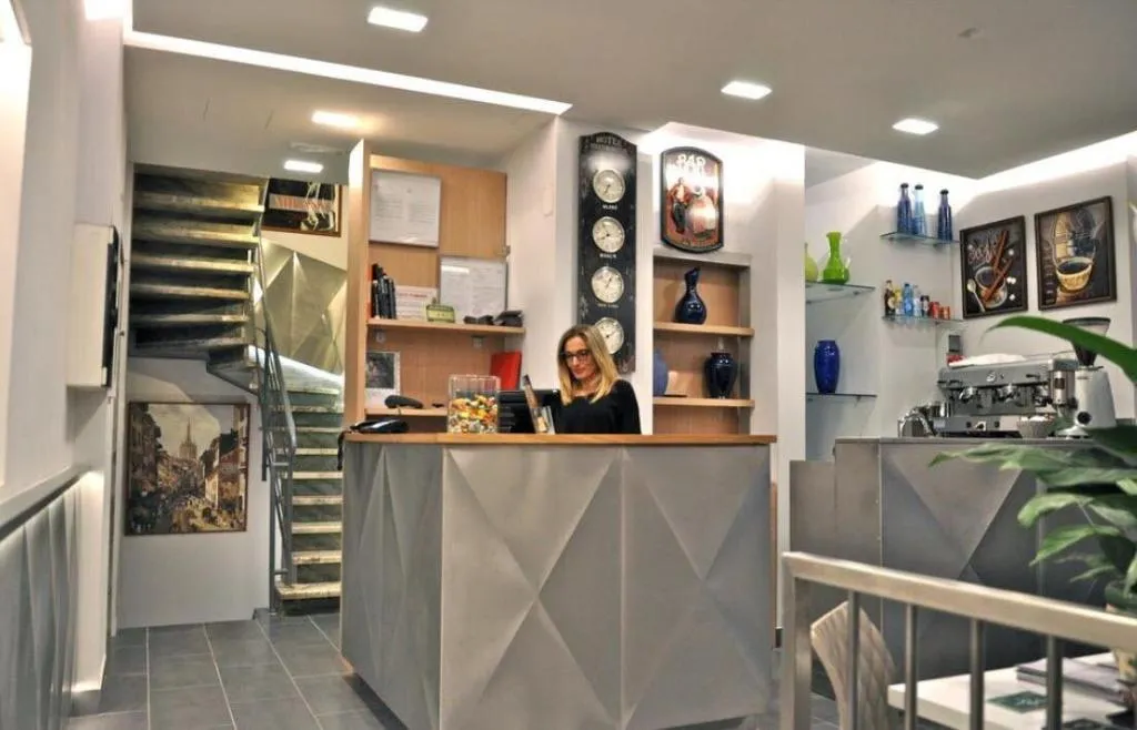 Lobby, Hotel Dover, Milan