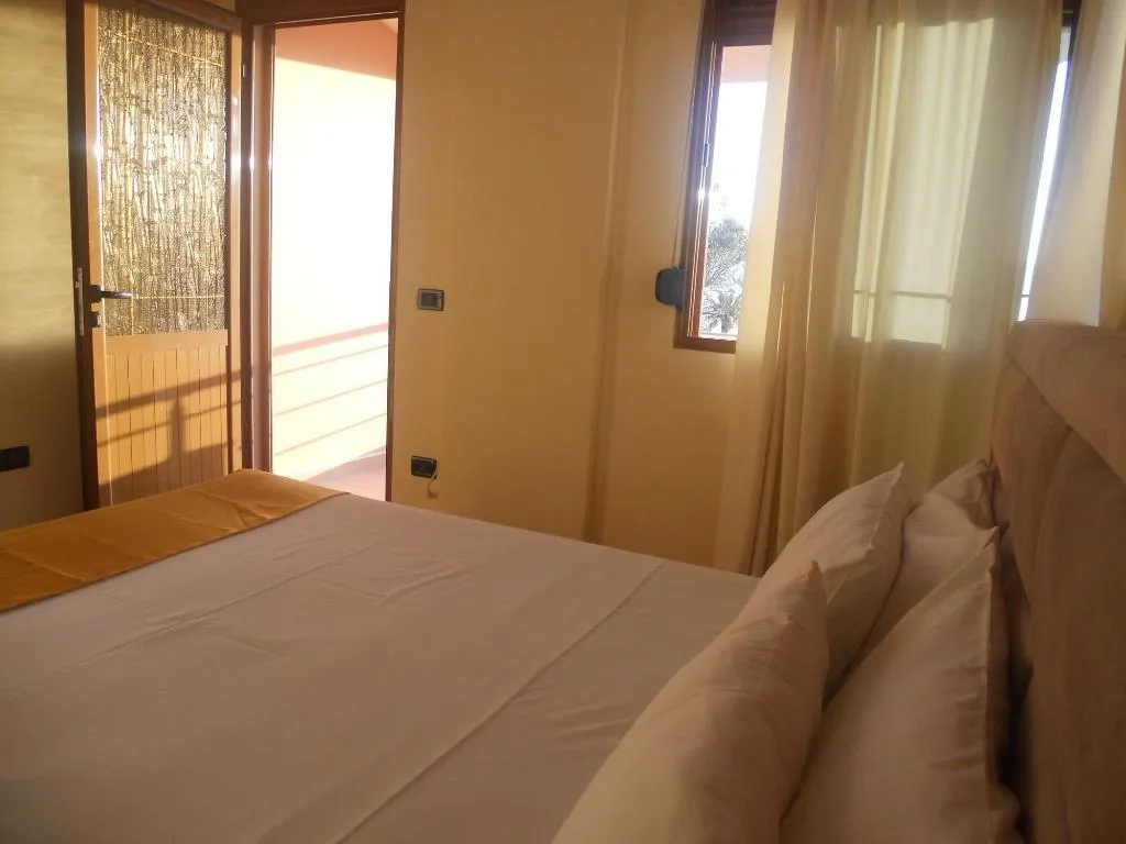 QUADRUPLE SUPERIOR Room, Onorato Hotel, Kavaje