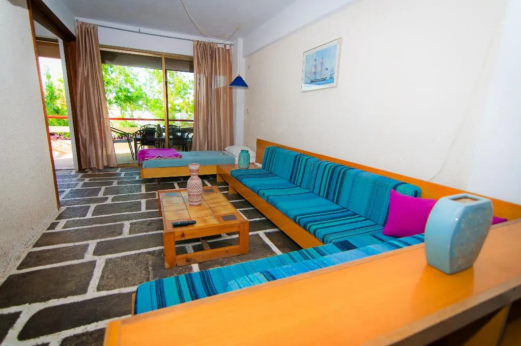 FAMILY ROOM STANDARD Room, Apollonia Hotel Apartments, Athens