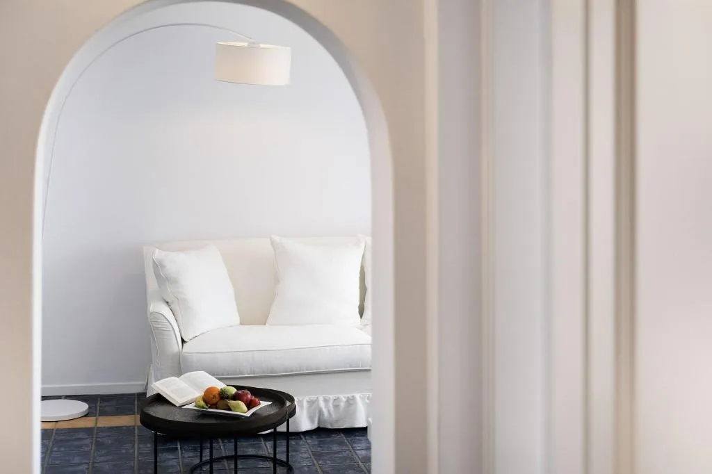 Room, Lilium Hotel, Santorini