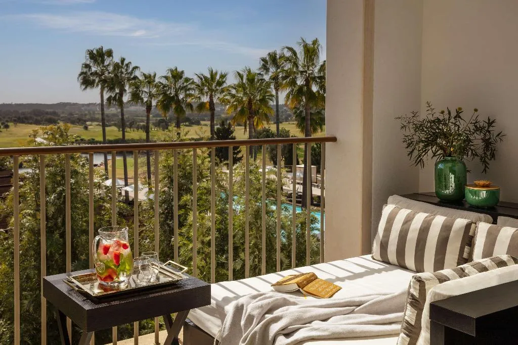 Room, Victoria Golf Resort and Spa Managed by Accor, Algarve