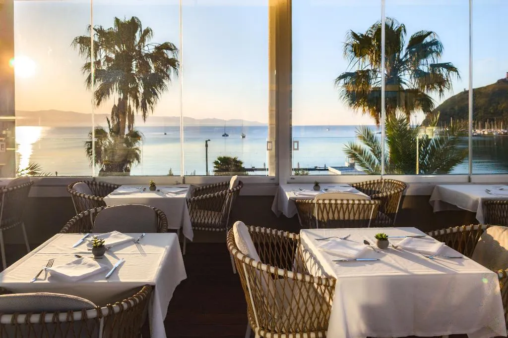 Terrace, Hotel Nautilus Excelsior - Adults Only, Cagliari