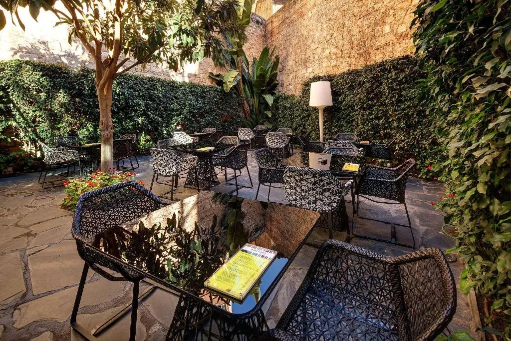Terrace, Olivia Plaza Hotel, Barcelona