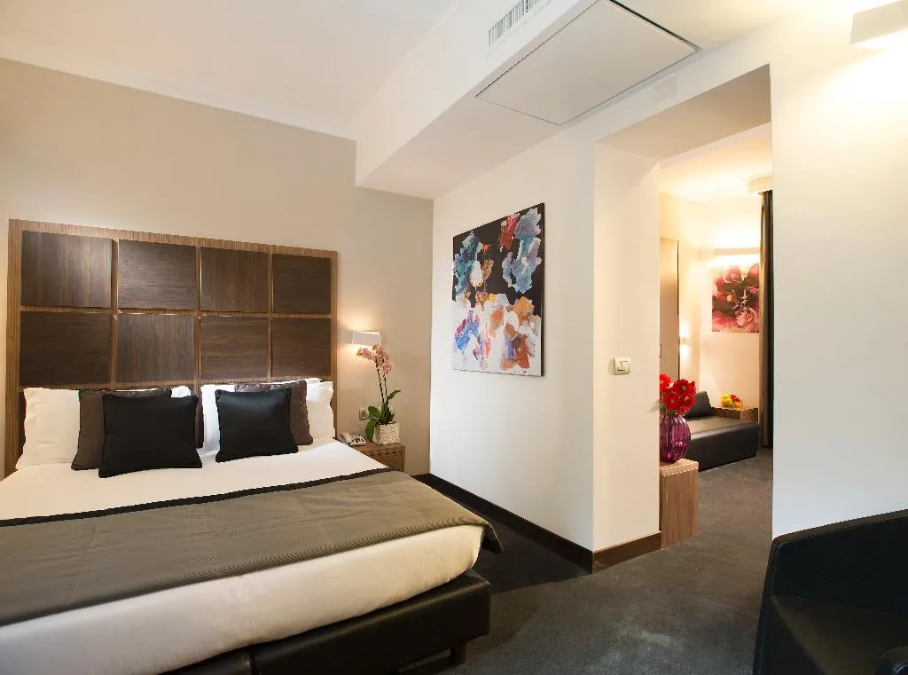 Double or Twin EXECUTIVE Room, Trevi, Rome