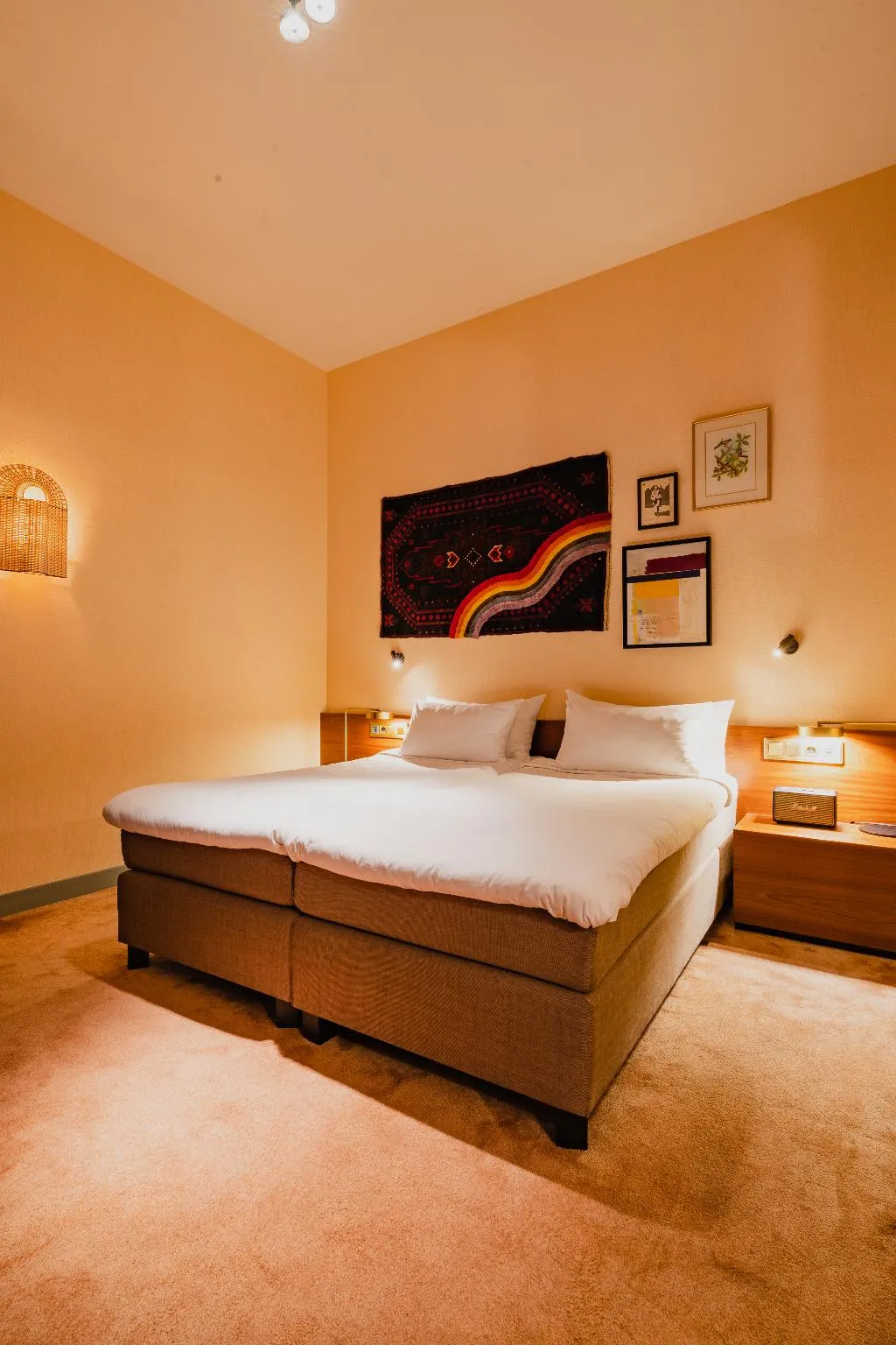 Double or Twin INNER Room, Hotel Mercier, Amsterdam
