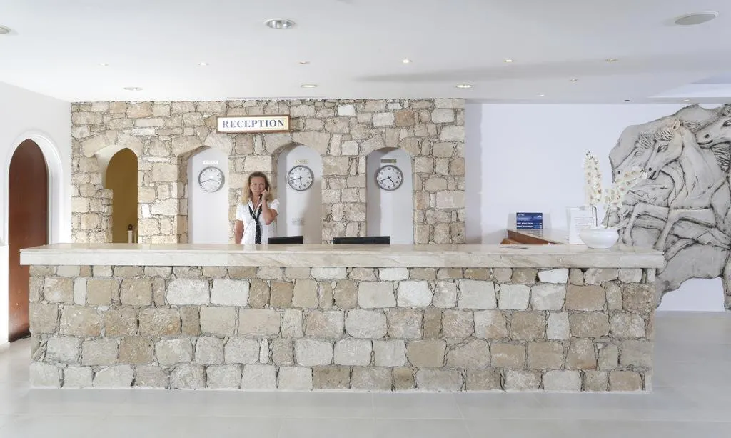 Lobby, Kapetanios Aqua Resort, Cyprus