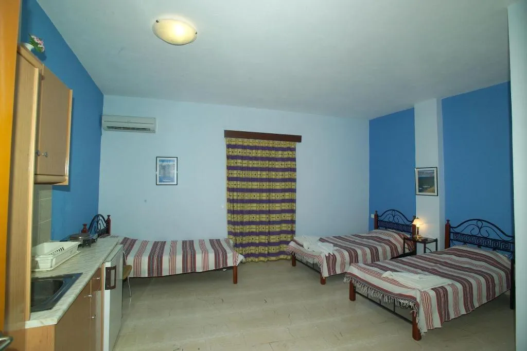 Room, Ifestia, Santorini