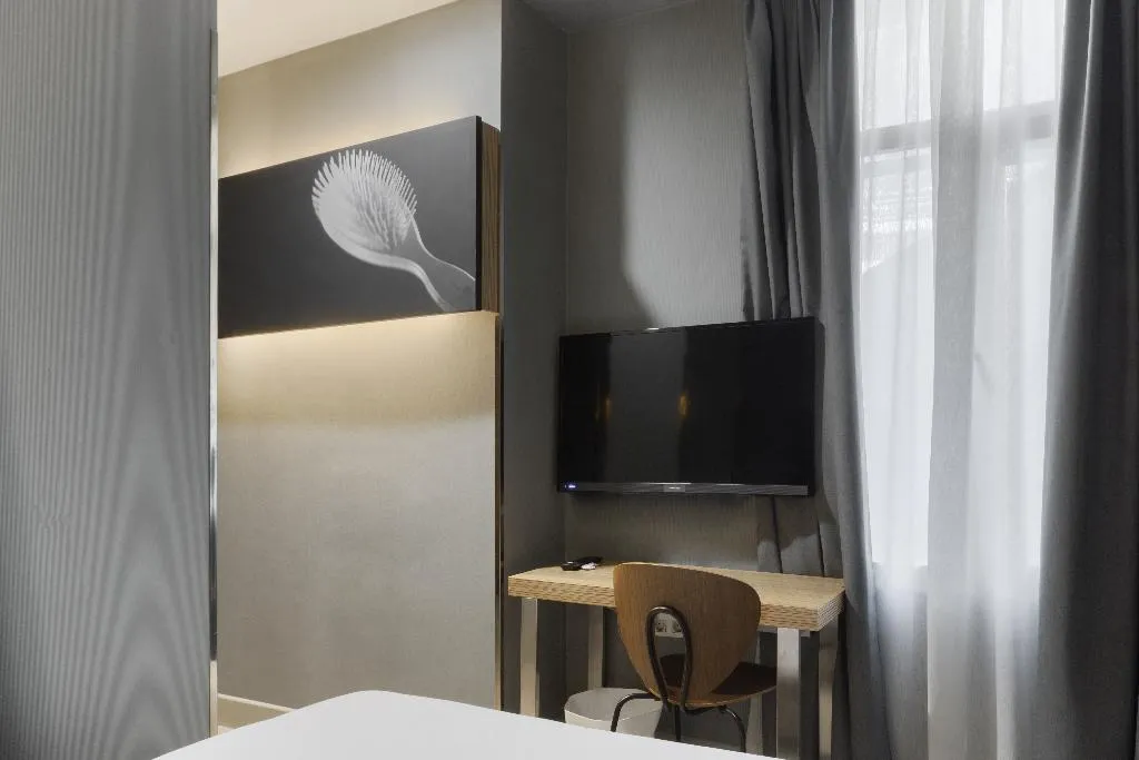 DOUBLE ECONOMY Room, Petit Palace Alcala, Madrid