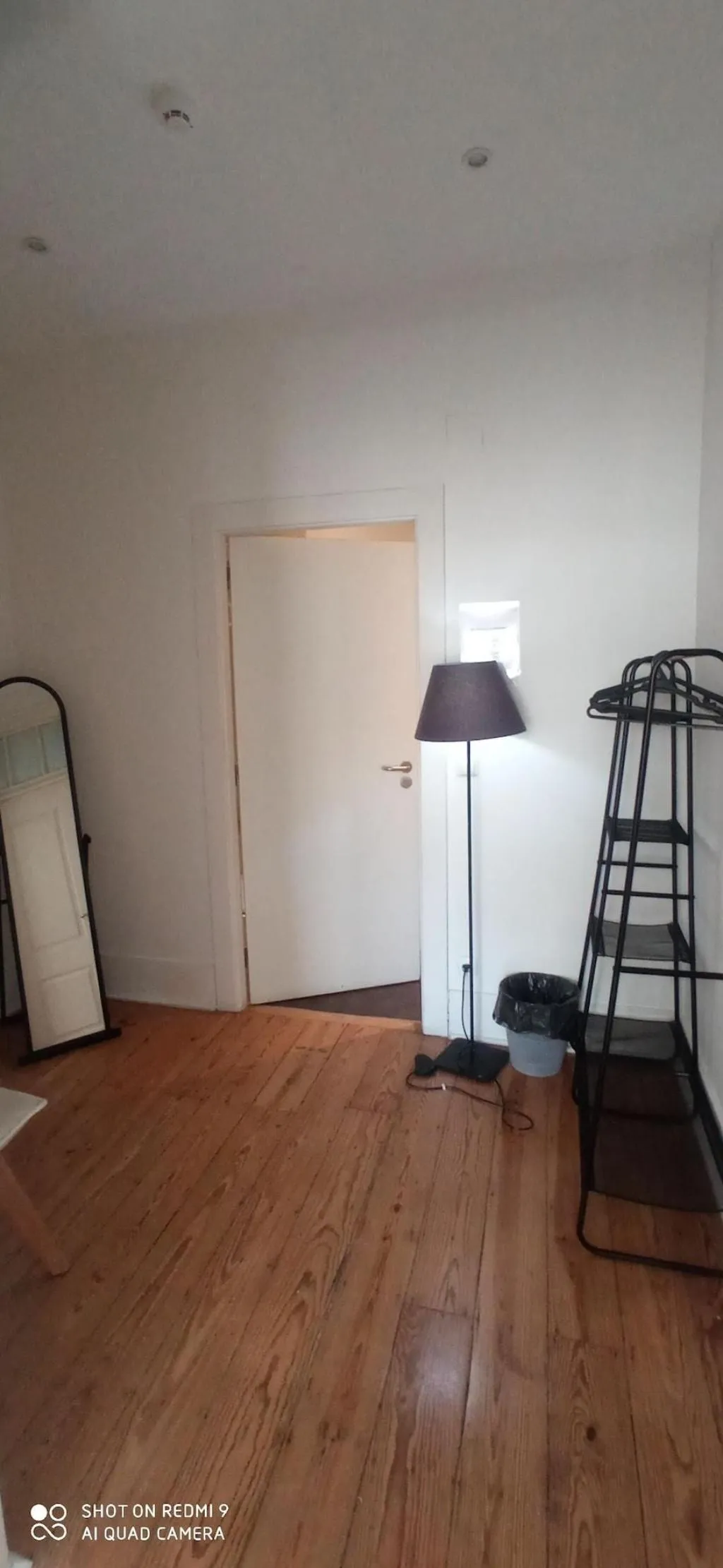 Room, Happy @ Chiado, Lisbon