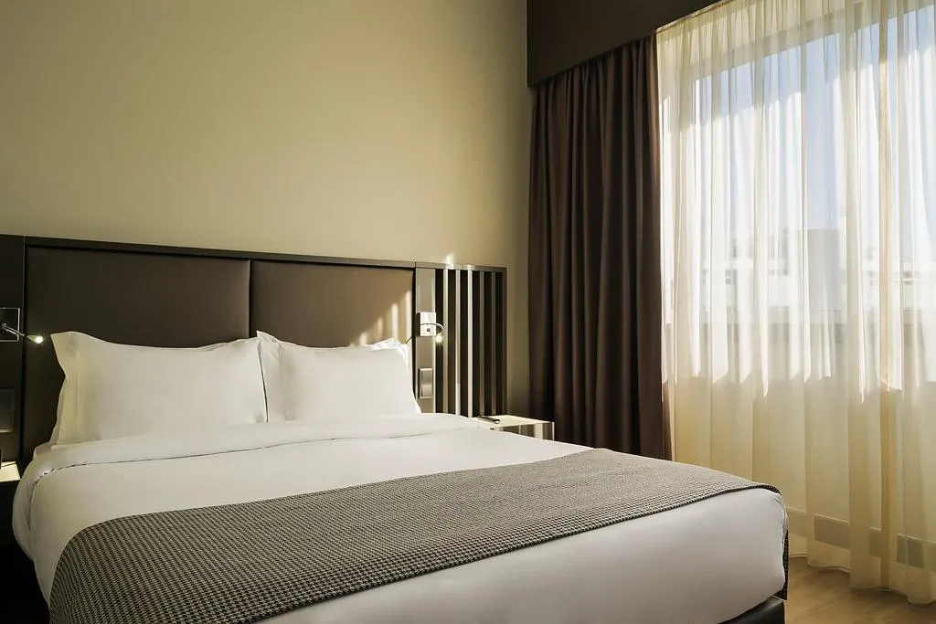DOUBLE STANDARD Room, HF Fenix Lisboa, Lisbon