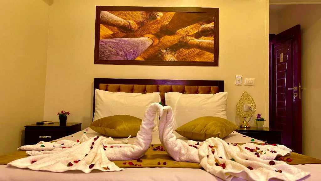 DOUBLE SUPERIOR KING BED Room, Nemes Pyramids View Inn, Cairo