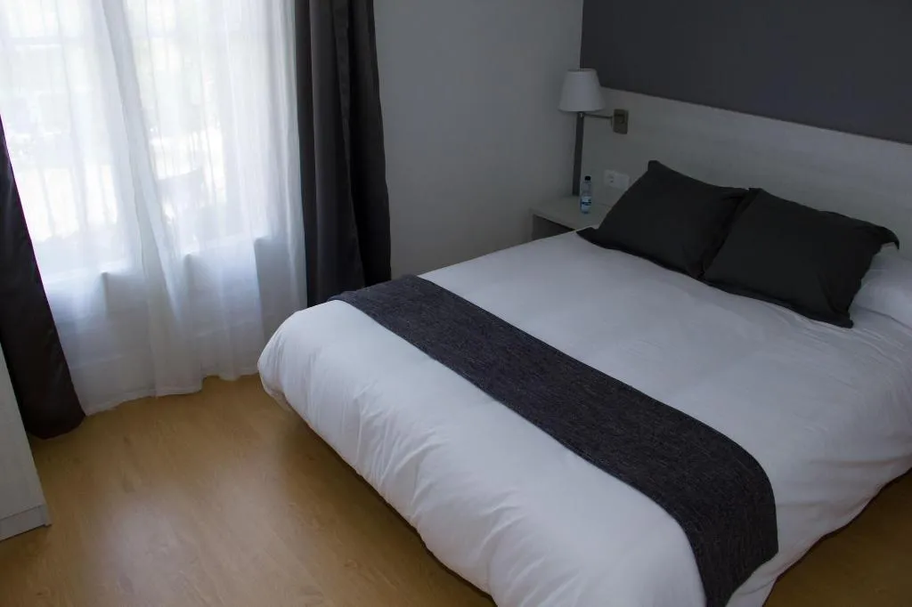 Room, Hostalin Barcelona Diputación, Barcelona