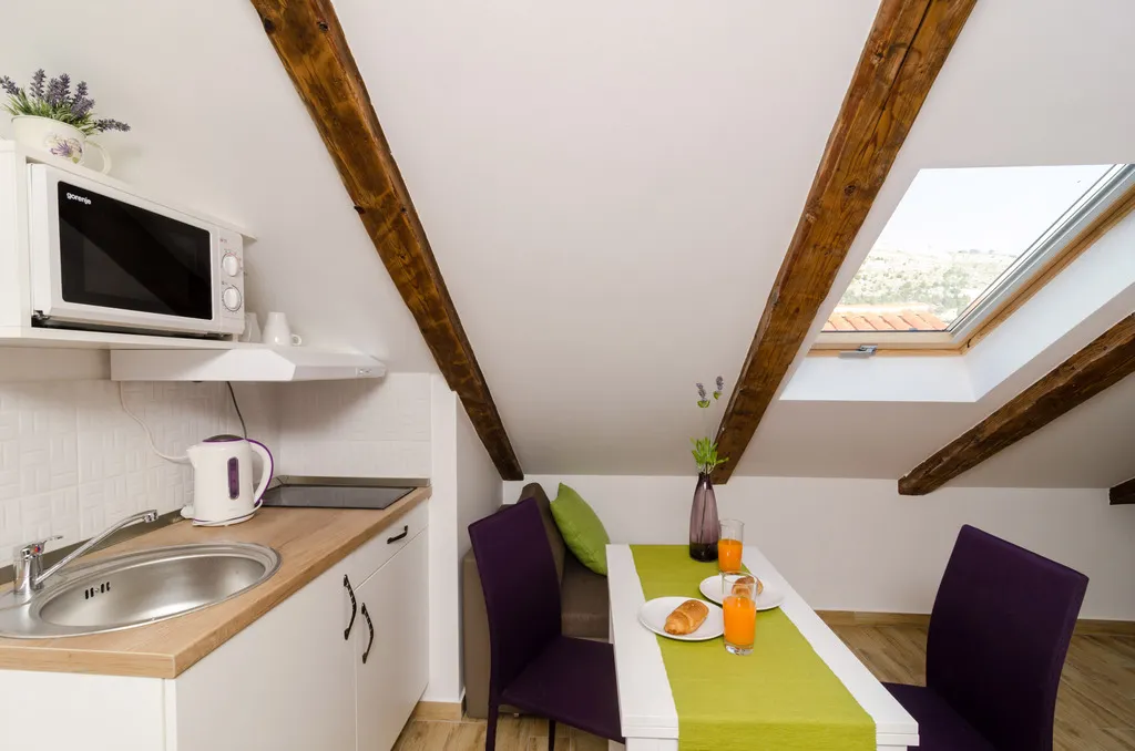 STUDIO SIDE SEA VIEW Room, Lavender Garden Apartments, Dubrovnik