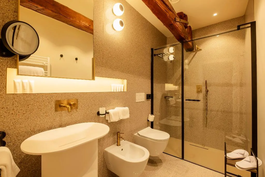 DOUBLE SINGLE USE DELUXE Room, Villa Soligo - Small Luxury Hotels of the World, Venice